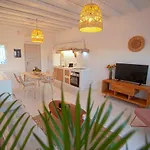 Piccolo With Private Pool And Sea View