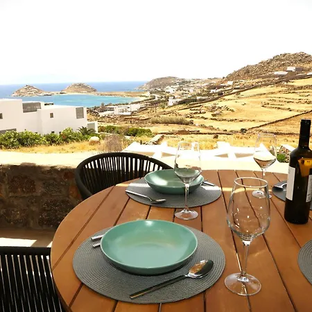 Piccolo With Private Pool And Sea View فيلة *