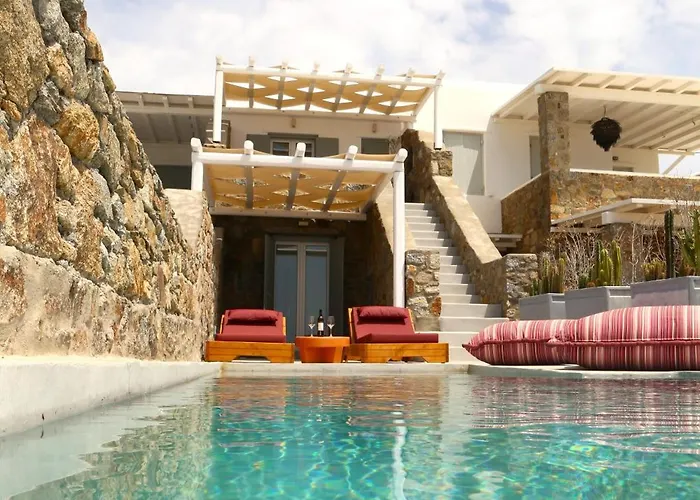 Piccolo With Private Pool And Sea View