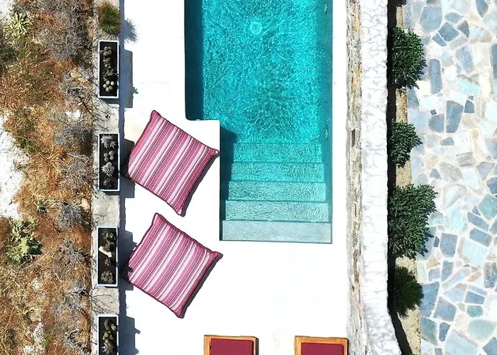 Piccolo With Private Pool And Sea View Villa *