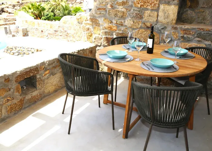 Piccolo With Private Pool And Sea View